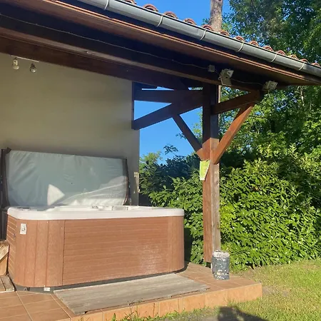 D'ici Et D'ailleurs 2 Maison Proche Bordeaux Et Bassin D Arcachon 度假居 *